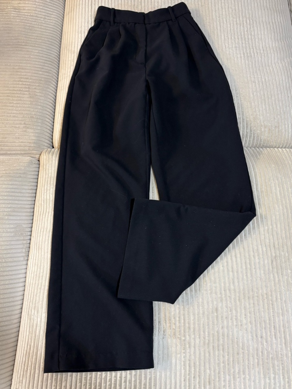 ABERCROMBIE & FITCH Sloane Tailored Pants in Black - Picture 4 of 7